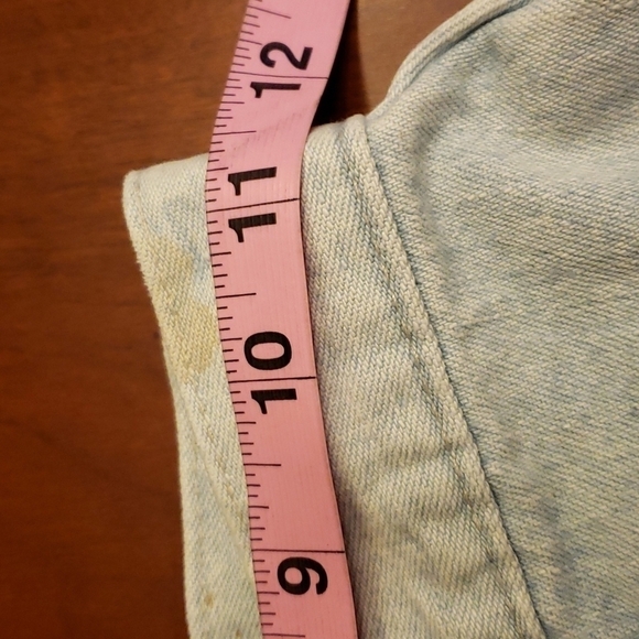 VINTAGE Lee Ribcage High Waist Denim Shorts 23" Waist Light Wash 10" inseam - Picture 4 of 15